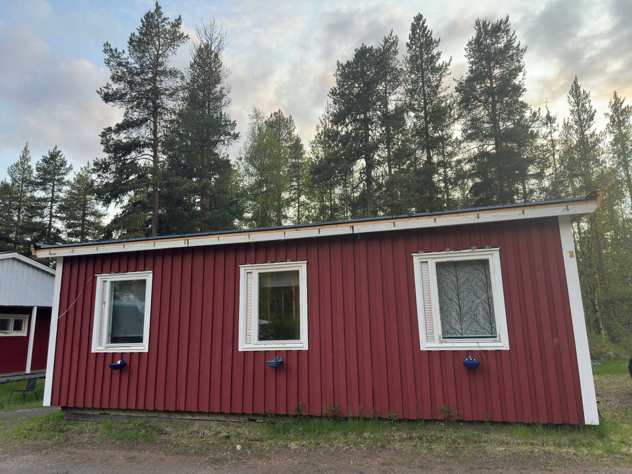 Outside image of cabin 7