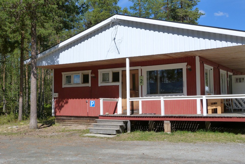 Outside image of cabin 2